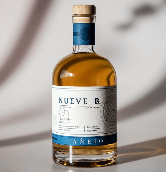Nueve B Tequila Añejo 700 ml. 38% Vol. Alc.